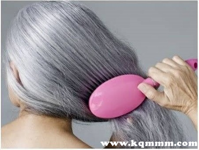 白醋、小蘇打、啤酒洗頭能讓白發變黑嗎？專家解析與科學護理建議